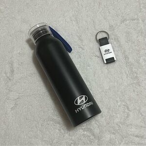 New in box Hyundai bundle Black Water Bottle with key chain